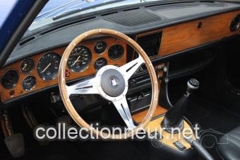 Triumph Stag entièrement restaurée, overdrive 1975