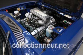 Triumph Stag entièrement restaurée, overdrive 1975