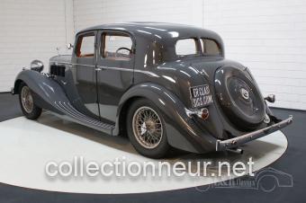 Triumph Dolomite Six Berline | Entièrement restauré | Très rare | 1937