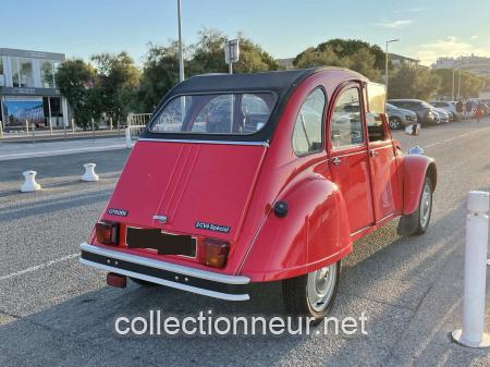 2CV restauré par spécialiste