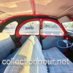 2CV restauré par spécialiste