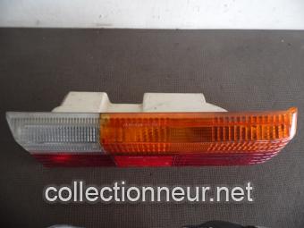 CABOCHON FEU ARRIERE DROIT PEUGEOT 305