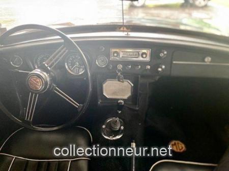 MG B CABRIOLET 1800