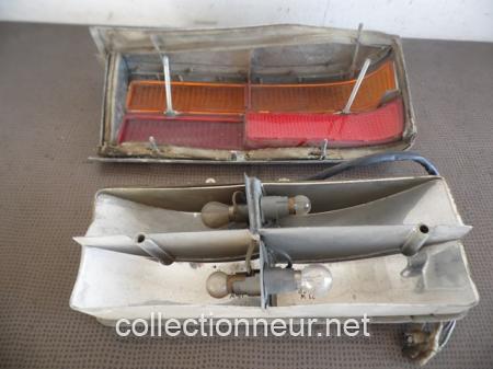 FEU ARRIERE GAUCHE BMW 1800 / 2000  «NEUE KLASSE»