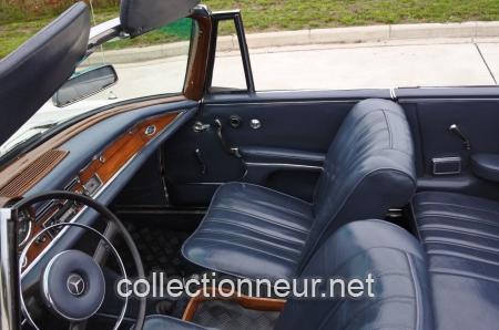 Mercedes-Benz 220 SE