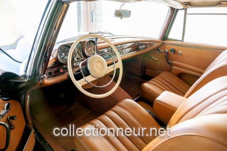 Mercedes-Benz 250 SE