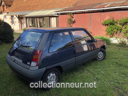 VENDS RENAULT SUPER 5 ANNEE 1985