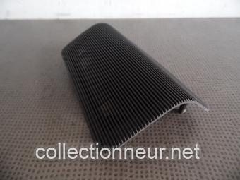 GRILLE CENTRALE DE TABLEAU DE BORD 477857187 PORSCHE 924 & 944-1