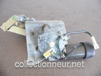 MOTEUR ESSUIE-GLACE ARRIERE 92862840302 PORSCHE 928