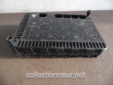 PLATINE PORTE FUSIBLES ET RELAIS 94461011000 PORSCHE 944-2