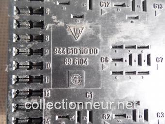 PLATINE PORTE FUSIBLES ET RELAIS 94461011000 PORSCHE 944-2