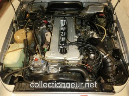 MERCEDES BENZ 280 SL ROADSTER R107 - 1980