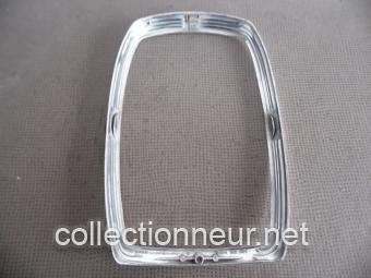 ENJOLIVEUR DE PHARE 1305542052 / A1158260089 MERCEDES W114 / W115