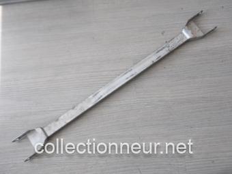 BARRE ANTI-RAPPROCHEMENT ARRIERE PEUGEOT 205 T16