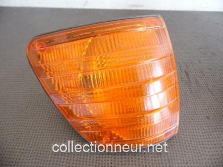 CLIGNOTANTS MERCEDES CLASSE S W116