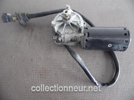 MOTEUR ESSUIE-GLACE A1298208142 / 0390241433 MERCEDES SL R129