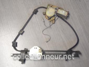 LEVE-VITRE AVANT DROIT 82379538 LANCIA DELTA